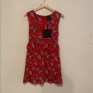 Nightwalker dress, never woren, size small